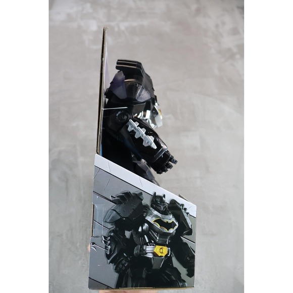 DC Metal Force Batman Action Figure Toy W/ Collectible Card 4+ Spin Master - Picture 2 of 5